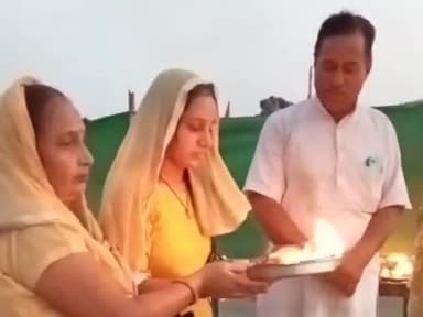 धनौरा: अमरोहा जनपद के गजरौला तिगरी गंगा धाम में आरती कार्यक्रम का आयोजन हुआ