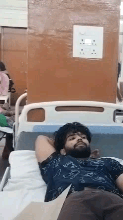 अलवर: हल्दीना रोड पर युवक के साथ बदमाशों ने की मारपीट, फायरिंग कर हुए फरार, युवक का जिला अस्पताल में इलाज जारी