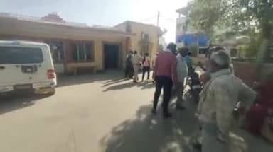 मारवाड़ जंक्शन: आऊवा रेल स्टेशन के निकट रेल पटरी के पास मिले युवक के शव की हुई शिनाख्त, पुलिस ने परिजनों को सुपुर्द किया शव