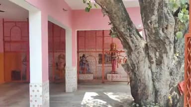 धनौरा: गांव फौंदापुर में स्थित चामुंडा मंदिर पर प्रसाद चढ़ाने से मनोकामना पूरी होती है, बोले ग्रामीण