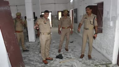 रामपुर: एसपी विद्यासागर मिस्र ने रिजर्व पुलिस लाइन में हो रहे नवनिर्माण कार्यों की समीक्षा कर संबंधित को दिए जरूरी निर्देश