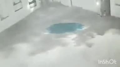 गढ़बोर: चारभुजा डूंगरजी गुडा गांव में चोरी का CCTV फुटेज आया सामने, 5 अज्ञात चोरों ने लगाई सेंध, पुलिस कर रही जांच