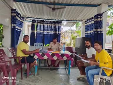 गोपालगंज: जादोपुर थाना परिसर में थाना प्रभारी ने आर्केस्ट्रा संचालकों के साथ की बैठक, दिए निर्देश