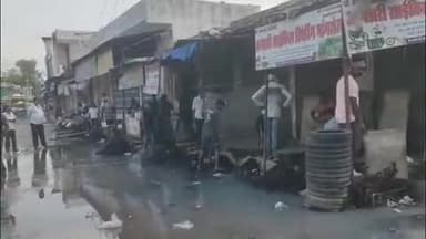 मांगरौल: मांगरोल नगरपालिका ने मानसून सत्र से पहले शहर के नालों की सफाई शुरू की