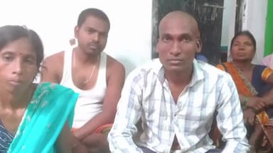 नालंदा जिला के मानपुर थाना क्षेत्र के तेतरावं गांव के मृतक अजीत कुमार की जांच के लिए माले की आठ टीम पहुंचे।