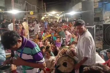 ਮਲੋਟ: ਜੈ ਮਾਂ ਦੁਰਗਾ ਸੇਵਾ ਸੰਸਥਾ ਵੱਲੋਂ ਗਾਂਧੀ ਚੌਂਕ ਵਿਖੇ ਮਹਾਮਾਈ ਦੀ ਵਿਸ਼ਾਲ ਚੌਂਕੀ ਦਾ ਆਯੋਜਨ