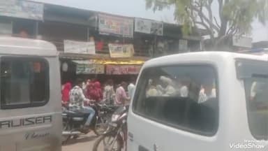 चंद्र शेखर आजाद नगर में ट्रैफिक हुआ बेहाल