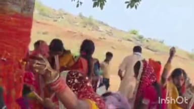 पिपरा: हरिहरगंज व पीपरा प्रखंड की सुहागिन महिलाओं ने पति की लंबी आयु के लिए की वट सावित्री पूजा