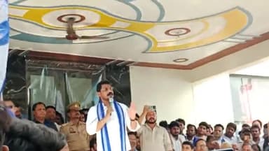 हरदुआगंज थाने  में हुई मोब लिंचिंग के खिलाफ चंद्रशेखर आजाद की गर्जना