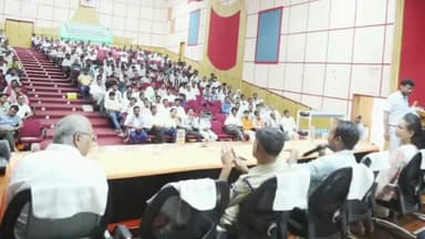 सागर नगर: सागर कलेक्टर ने स्वर्ण जयंती सभागार में कृषि विज्ञान मेले का शुभारंभ किया, किसानों से सीधा संवाद