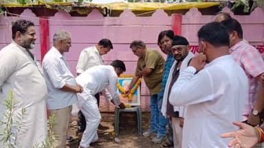 पचोर: भारत के पूर्व प्रधानमंत्री जवाहरलाल नेहरू की पुण्यतिथि पर पचोर में कांग्रेस ने दी श्रद्धांजलि