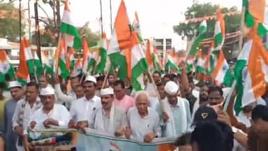 श्योपुर में आज आपरेशन सिंदूर में भारतीय सेना के समर्थन में जिला कांग्रेस ने जय हिंद तिरंगा यात्रा सैकड़ों कांग्रेस जनों के साथ निकाली इस दौरान मीडिया से बातचीत की।