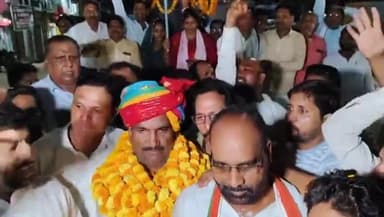 ओबीसी वर्ग कांग्रेस  नेता राम शिरोमणि शाहवाल के जमानत मिलने के वाद उनके स्वागत में दिखा भारी जन सैलाव