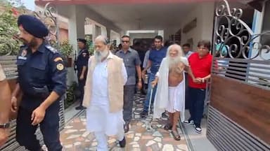 अम्बाला: कैबिनेट मंत्री अनिल विज ने कांग्रेस पर कसा तंज, कांग्रेस के महानुभाव खाते भारत का हैं और बातें पाकिस्तान की करते हैं