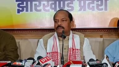 कांके: हरमू स्थित बीजेपी कार्यालय में पूर्व मुख्यमंत्री ने पेसा कानून लागू न होने पर हेमंत सरकार पर साधा निशाना