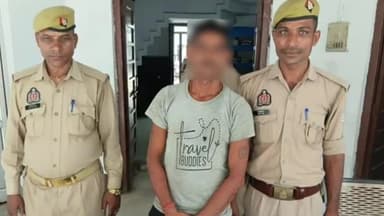 रामपुर: गुरुवार को थाना सिविल लाइन क्षेत्र से पुलिस ने चोरी के मामले में पंजिकृत एक वारण्टी आरोपी को किया गिरफ्तार