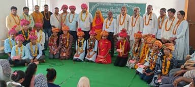 टहला : क्षेत्र के सरकारी स्कूल टोडा जयसिंहपुरा के प्रतिभाशाली विद्यार्थियों का सम्मान समारोह आयोजित हुआ