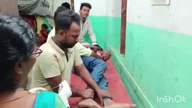 मनेर: महादेव स्थान के पास सड़क किनारे पिलर से टकराकर एक बाइक सवार युवक घायल