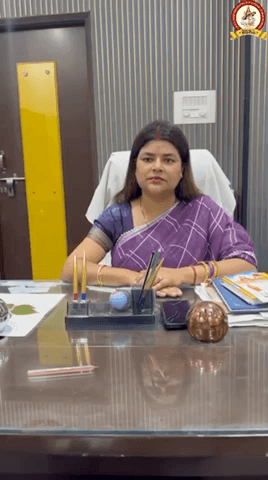 Mahila samanvayak chandra nagar vibhag/principal SBRL Academy stuti gupta leaded tiranga yatra