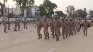 बदायूं: वरिष्ठ पुलिस अधीक्षक ने रिजर्व पुलिस लाइन में शुक्रवार की परेड की ली सलामी