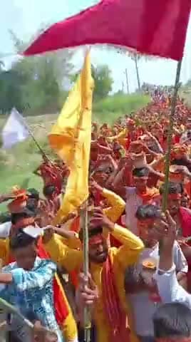 ग्राम एकरौंजा में यज्ञ का आयोजन किया गया।