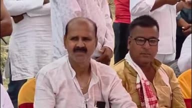 जगदीशपुर: भोराही टोला में जन संवाद कार्यक्रम में पूर्व मंत्री और विधान पार्षद भगवान सिंह कुशवाहा हुए शामिल