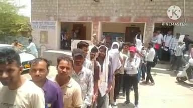 जालौर: जालोद में शनिवार को सुबह 10:00 बजे से जिला परिषद सभागार कक्ष में अस्थाई पशुधन निरीक्षक की भर्ती के लिए आवेदन जमा हुए