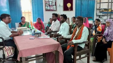 कुटुंबा: पीएम श्री मध्य विद्यालय में शिक्षक अभिभावक गोष्ठी का आयोजन, 'पढ़ेंगे, बढ़ेंगे व सीखेंगे' थीम पर अभिभावकों के साथ चर्चा