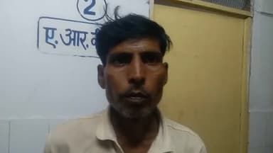 खबर औरैया से सड़क दुर्घटना में दो लोग घायल अस्पताल में कराया गया भर्ती उपचार जारी