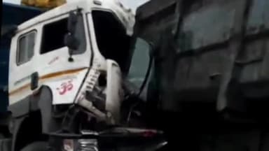 देवसर: वरगवा थाना क्षेत्र के गोंदवाली में दो टेलर वाहनों की टक्कर, चालक मौके से फरार