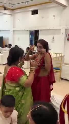 बिहार के सरकारी नर्स से रूपये कि मांग