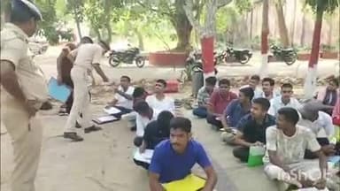 भभुआ: भभुआ स्टेडियम में होमगार्ड की बहाली में 535 में से 119 अभ्यर्थियों का किया गया चयन