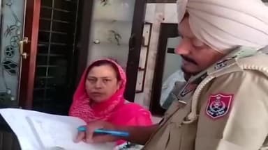 ਲੋਹੀਆਂ: ਲਹੋਈਆ ਖਾਸ ਵਿਖੇ ਦੋ ਲੁਟੇਰਿਆਂ ਨੇ ਇੱਕ ਬਜ਼ੁਰਗ ਵਿਅਕਤੀ ਨੂੰ ਬੰਦੂਕ ਦਿਖਾ ਕੇ ਉਸ ਦੇ ਕੋਲੋਂ 6000 ਦੀ ਨਗਦੀ ਅਤੇ ਦੋ ਸੋਨੇ ਦੀਆਂ ਮੁੰਦਰੀਆਂ ਲੁੱ