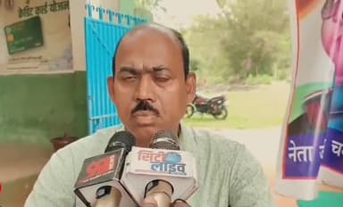 तोपचांची: मध्य विद्यालय नेरों में मैट्रिक और इंटर के सफल छात्रों के लिए सम्मान समारोह आयोजित