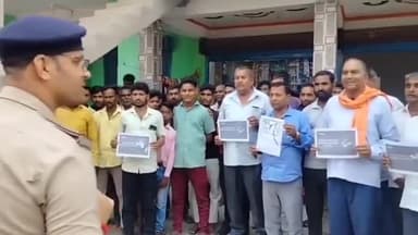 माडा: माड़ा थाना प्रभारी ने चलाया नशामुक्ति अभियान, लोगों को दी गई समझाइश