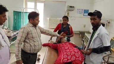 इटावा: सिविल लाइन इलाके के पहाड़पुरा में घरेलू विवाद के चलते युवती ने फांसी लगाकर आत्महत्या का प्रयास किया, सैफई रेफर