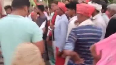 सिंगरौली: पावर ग्रेड विस्थापितों का फूटा आक्रोश, तहसीलदार माडा को सौंपा ज्ञापन, सुविधाओं की मांग को लेकर भूख हड़ताल की चेतावनी