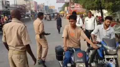 देेेवरिया: देवरिया शहर में यातायात पुलिस ने वाहनों का चलाया चेकिंग अभियान, 89 वाहनों का हुआ ई-चालान