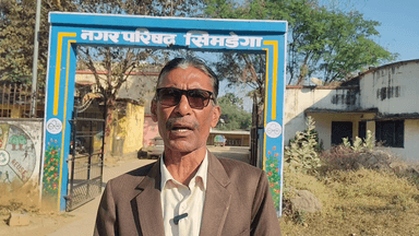 वैसे तो सूचना आयुक्त झारखंड में अभी नहीं है परन्तु सूचना आवेदन पर पिछला बीस वर्षो तक का सूचना देना अनिवार्य होता है