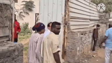 जामखेड: जामखेड हादरलं! बाप-लेकाने गळफास घेऊन संपवले जीवन; एकाच झाडाला, एकाच कापडाने घेतला गळफास, नेमकं काय घडलं..!