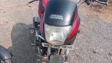 सोनपेठ: दोन दुचाकीच्या धडकेत एकाचा मृत्यू, तीन जण गंभीर जखमी,सायखेडा शहरातील घटना