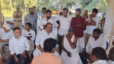 టేకుమట్ల: టేకుమట్ల మండలంలో పర్యటించిన మండలి ప్రతిపక్ష నేత ఎమ్మెల్సీ మధుసూదనాచారి