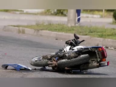 ஆரணி: கண்ணமங்கலம் பகுதியில் சாலையில் நடந்து சென்றவர் மீது டூ வீலர் மோதி இளைஞர் உயிரிழப்பு