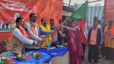 সুতাহাটা: CPIM পঞ্চায়েত সদস্য CPIM ছেড়ে বিজেপিতে যোগদান সুতাহাটা ব্লকের অন্তর্গত হোড়খালিতে