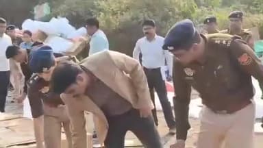 জিরানিয়া: বুধজংনগরে নেশা সামগ্রী ধ্বংস করল পুলিশ