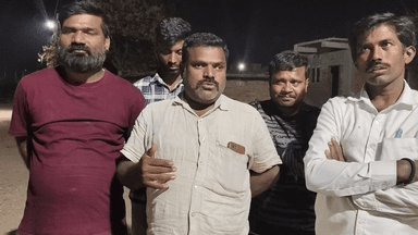 వెల్దుర్తి కోతుల బెడద  తీరుస్తున్న గ్రామ సర్పంచ్ ఆదర్శ్