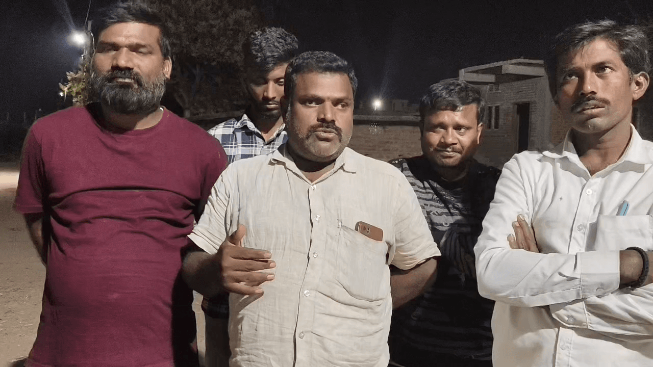 మాసాయిపేట: వెల్దుర్తి కోతుల బెడద  తీరుస్తున్న గ్రామ సర్పంచ్ ఆదర్శ్