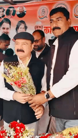 आज अमेठी के लोकप्रिय सांसद श्री किशोरीलाल शर्मा जी के साथ ￼
#KishoriLalSharma
📍#अमेठी