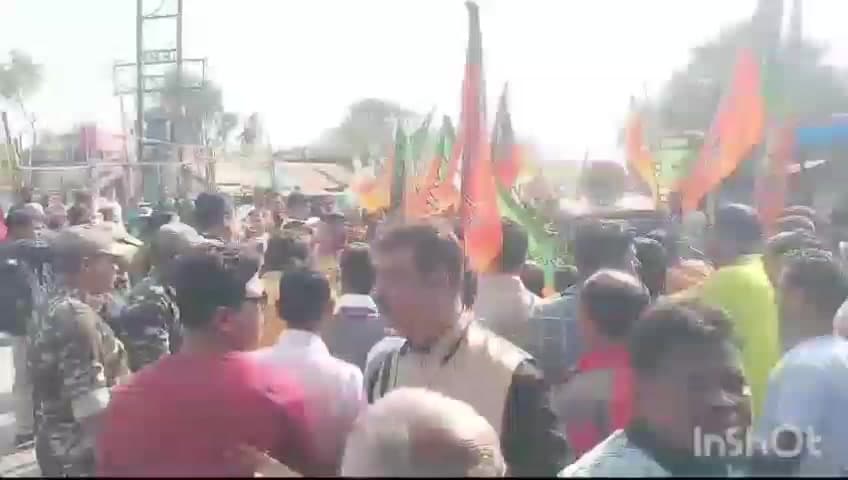 বলাগড়: বলাগড় বিডিও অফিসের সামনে মুখোমুখি তৃণমূল বিজেপি