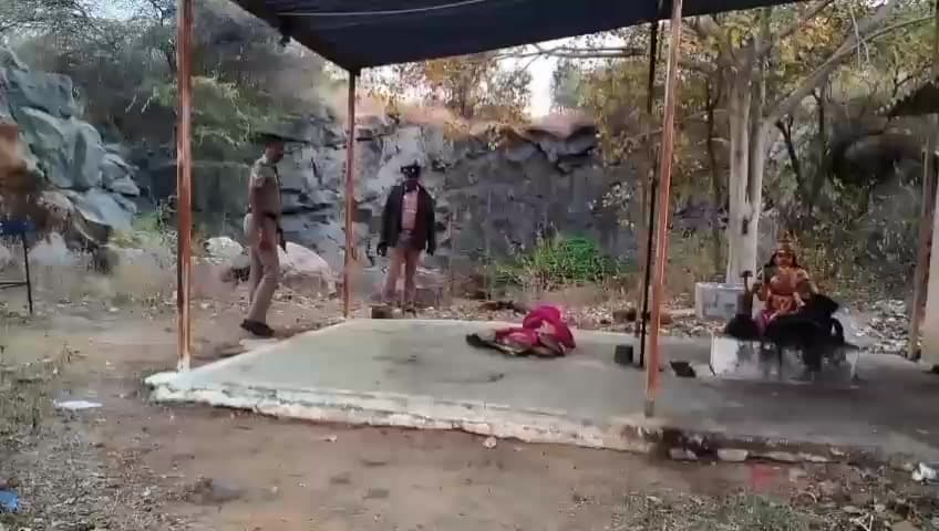 மேட்டூர்: பொன் நகர் பெயிண்டர் அடித்து கொலை வழக்கில் குற்றவாளி பிடிக்க தனிப்படை போலீசார் பவானி விரைவு